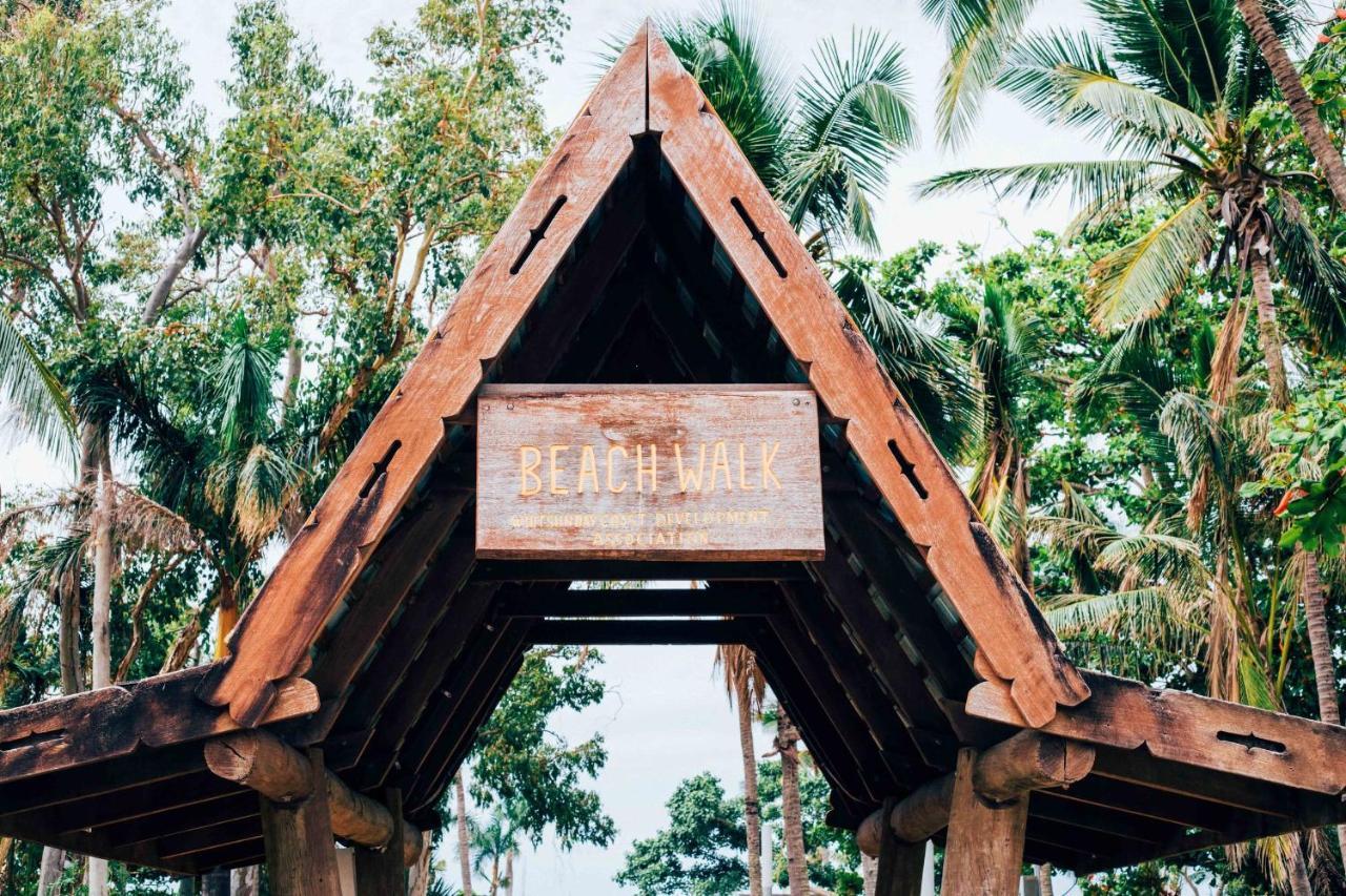 Airlie Sun & Sand Accommodation #2 شاطئ إيرلي المظهر الخارجي الصورة